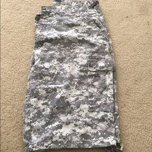 Camo Cargo Shorts Mens 44
